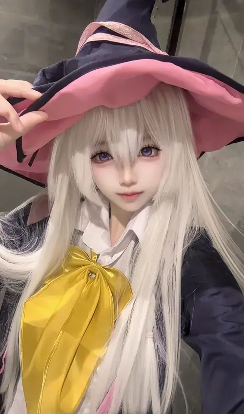 4 Tổng hợp ảnh cosplay nữ tu đẹp, phong cách táo bạo dành cho anh em thích ngắm gái xinh