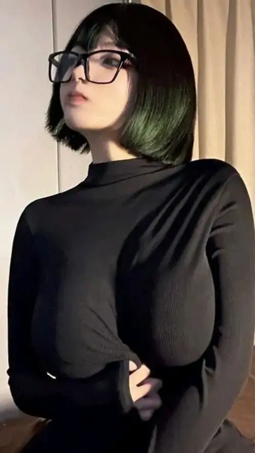 86 85