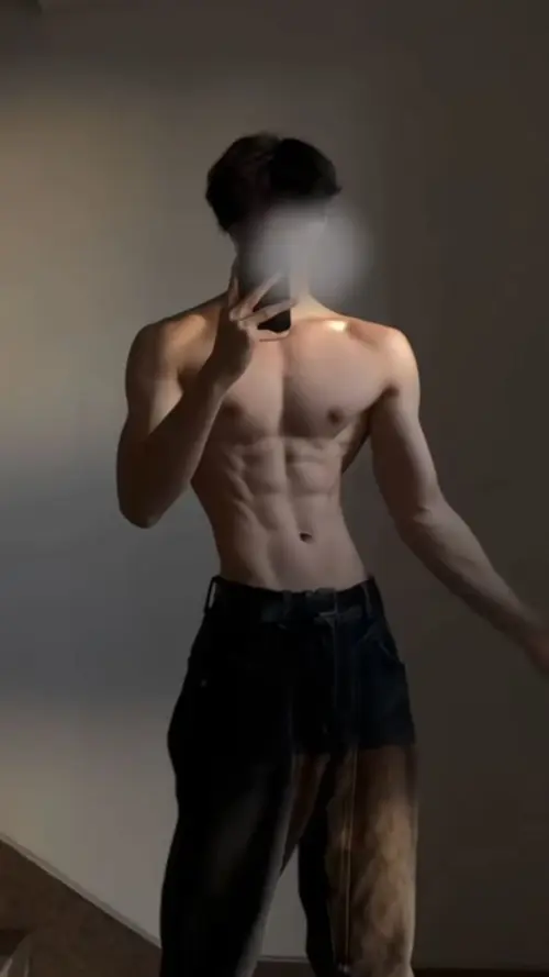 86 85