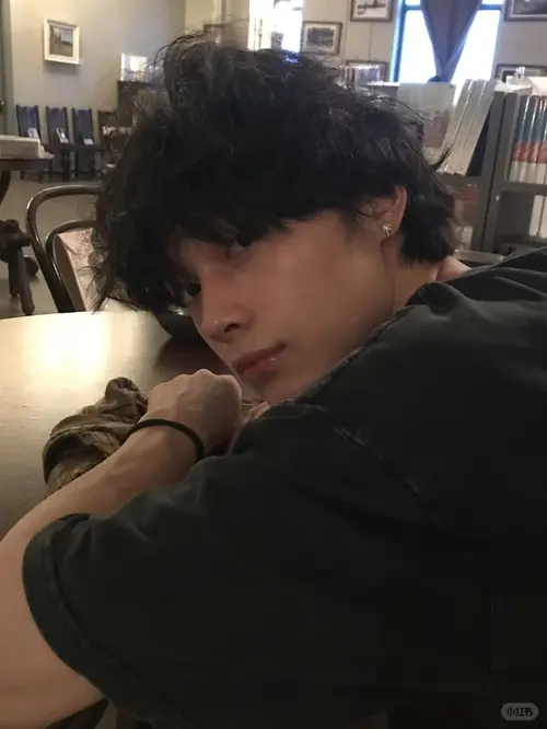 104 103