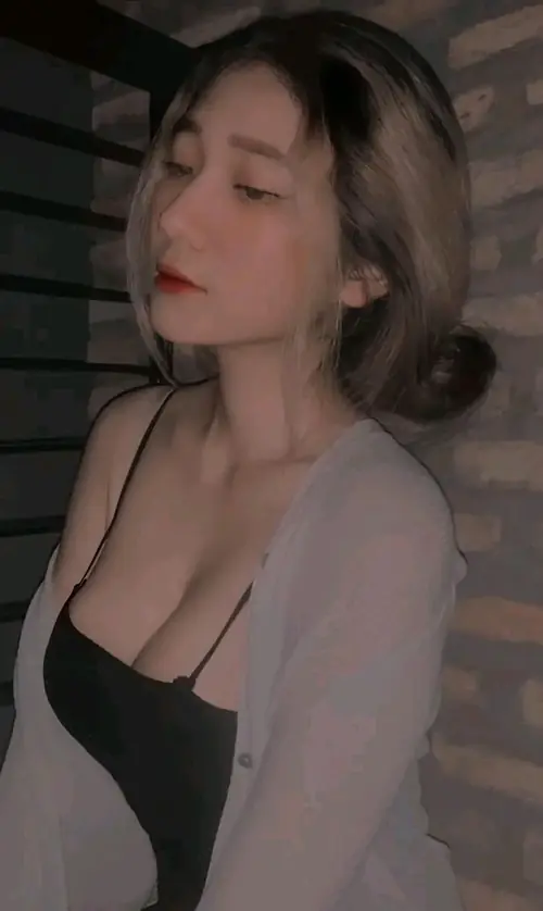 128 127