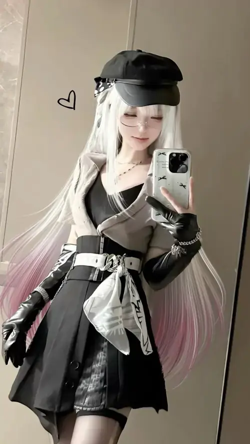 12 Bộ ảnh cosplay nữ tu sexy cho nam giới thích vẻ đẹp lạ, sắc sảo và táo bạo