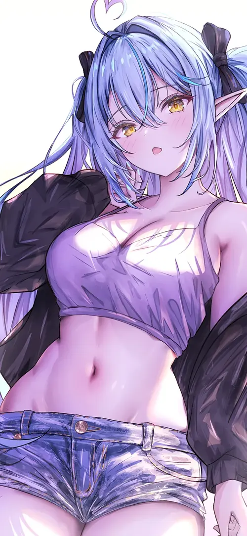 1 Cô nàng anime tóc tím nhìn nghiêng nhẹ, áo bikini tím phối quần short trong khung hình dọc