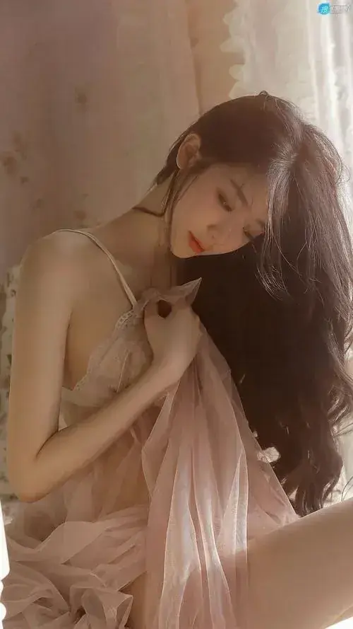 78 77