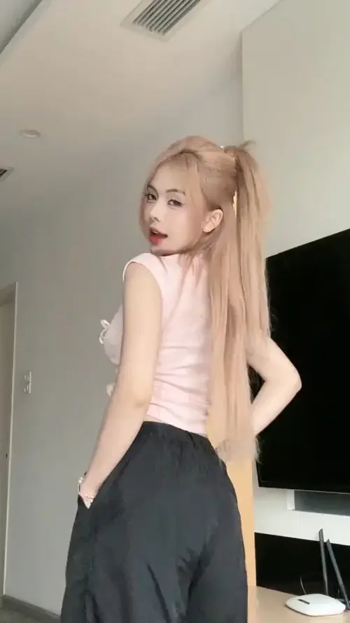 87 86