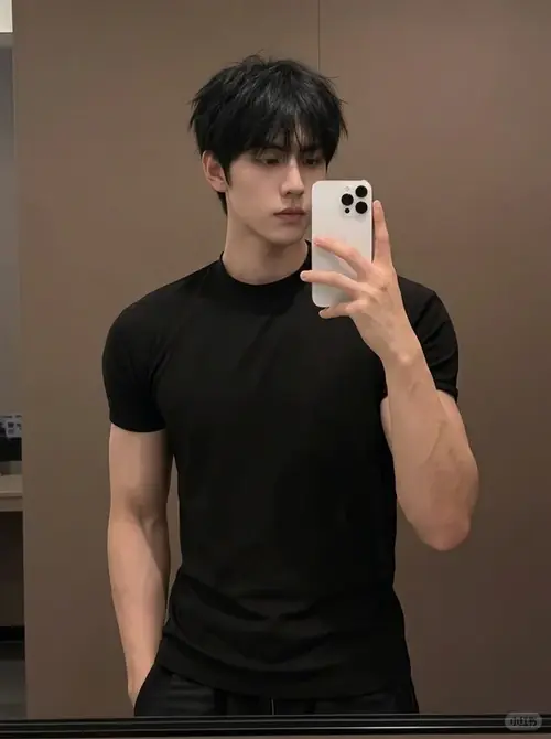 123 122