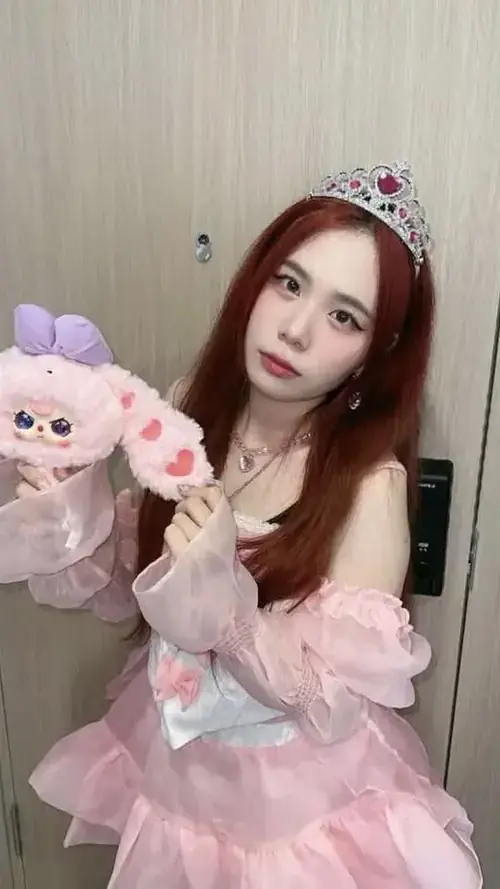107 106