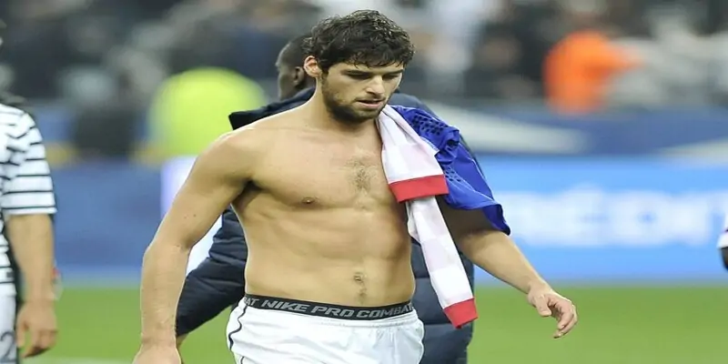 1 Yoann Gourcuff luôn biết cách phối hợp nhịp độ rất hoàn hảo